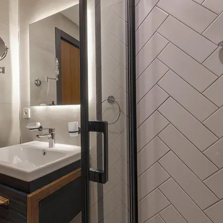 Western Hotel 3*